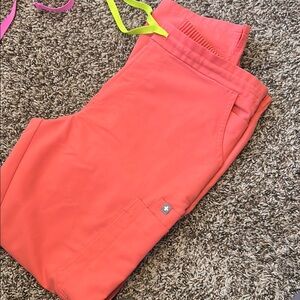 Figs Coral Scrub Pants Womens Medium